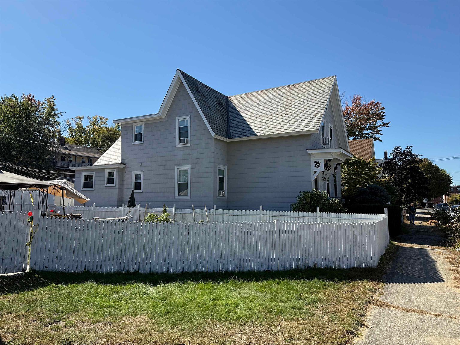 61 Prospect St Manchester, NH 03104 - Thumbnail 3