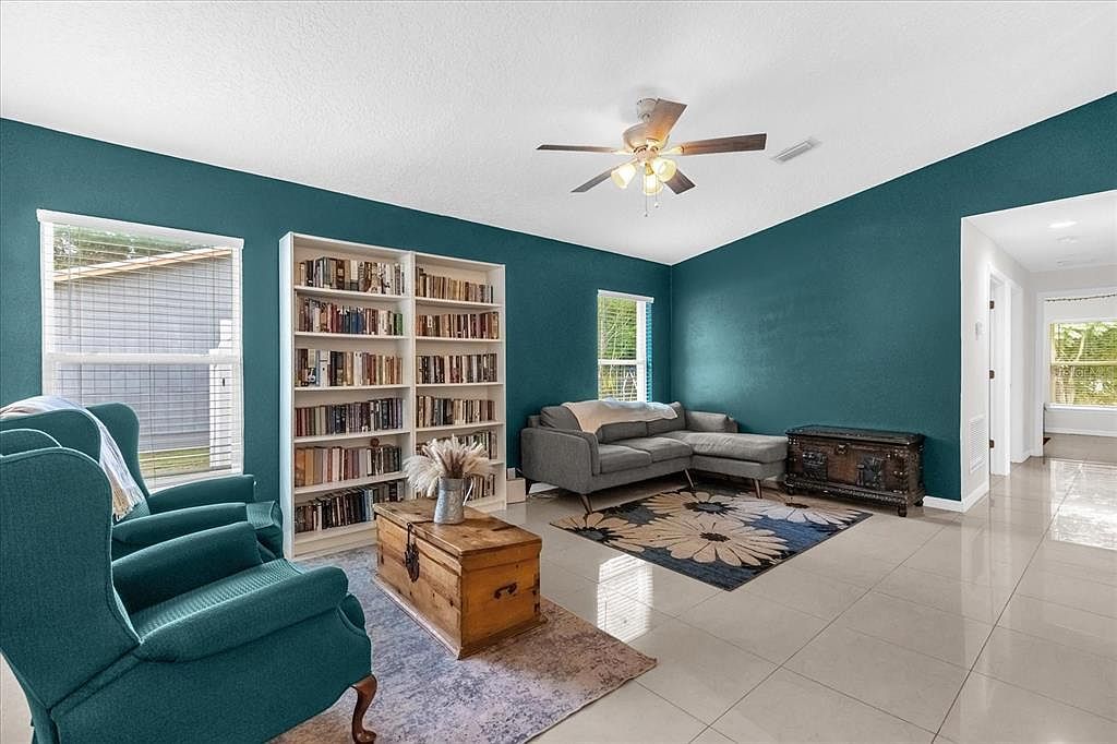 339 Chinaberry Ave Oviedo, FL 32765 - Thumbnail 3