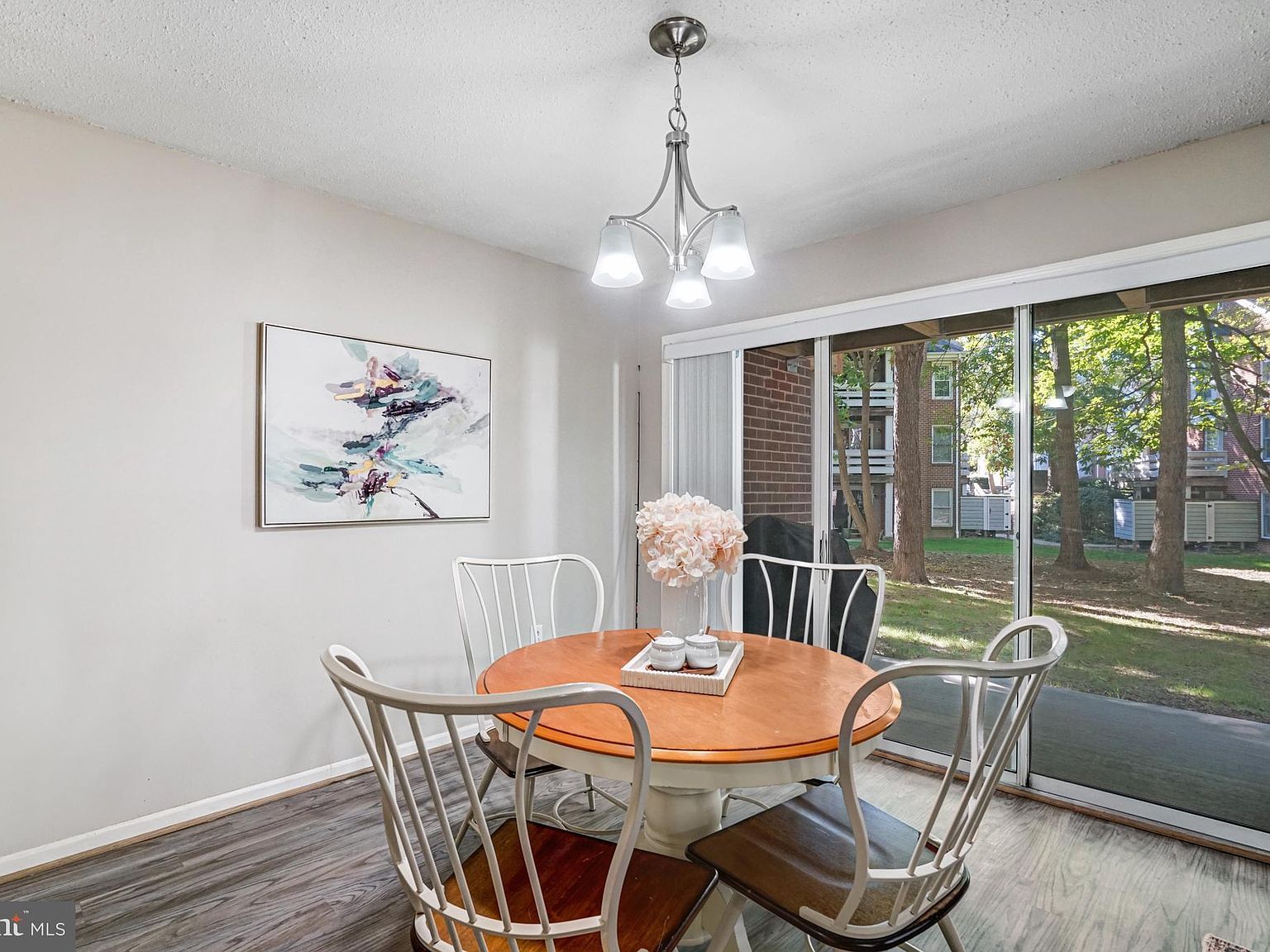 7598 Lakeside Village Dr APT L Falls Church, VA 22042 - Thumbnail 3