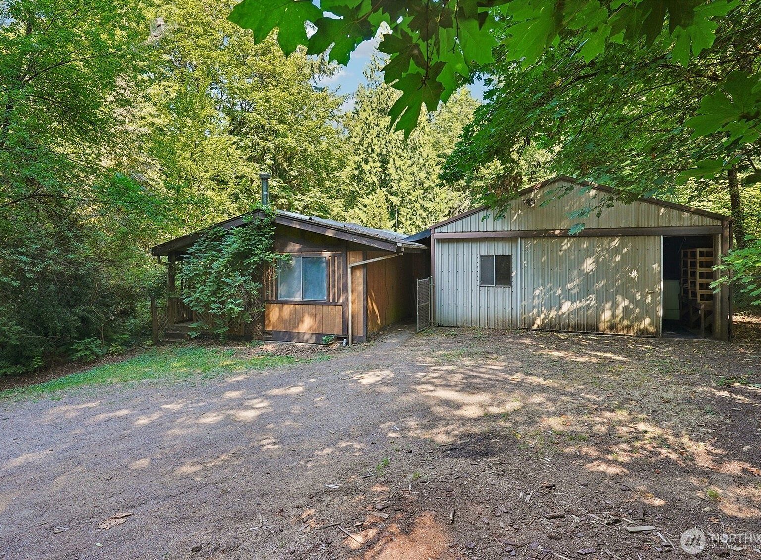 29021 NE 52nd St Carnation, WA 98014 - Thumbnail 3