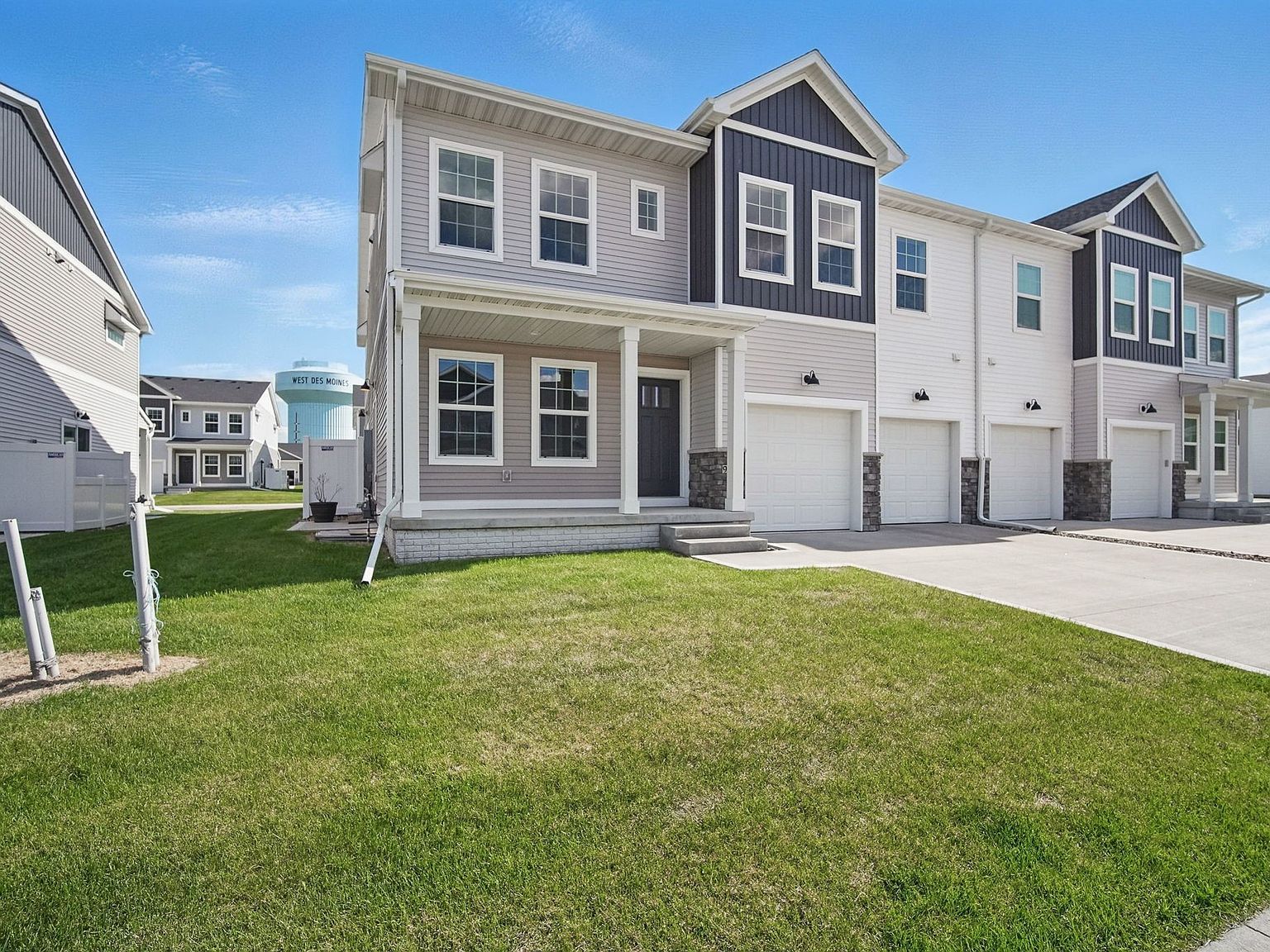 9674 Crowning Dr West Des Moines, IA 50266 - Thumbnail 3