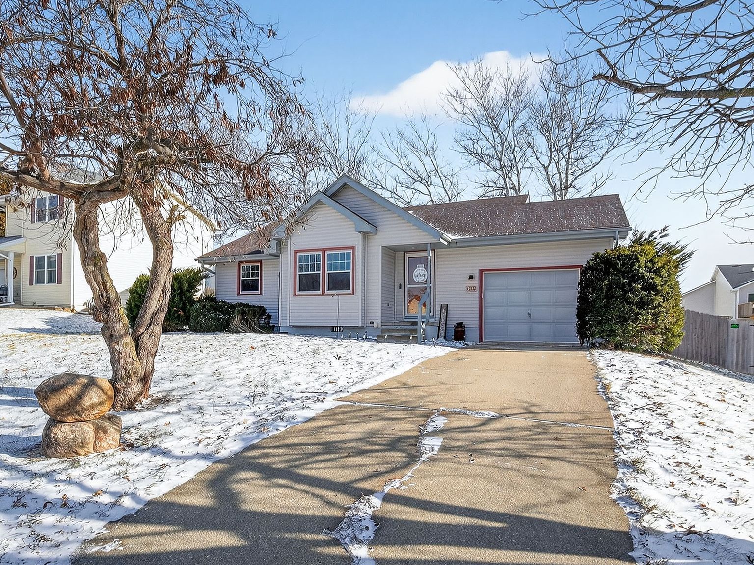 1352 Hunter Dr Norwalk, IA 50211 - Thumbnail 3