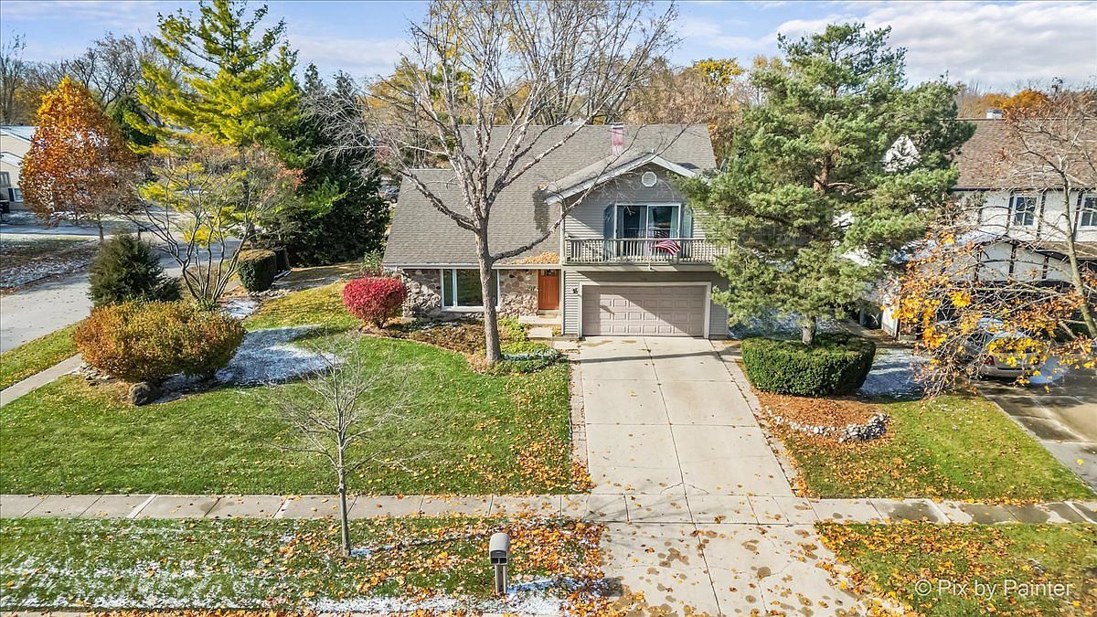 900 Sarasota Ln Crystal Lake, IL 60014 - Thumbnail 3