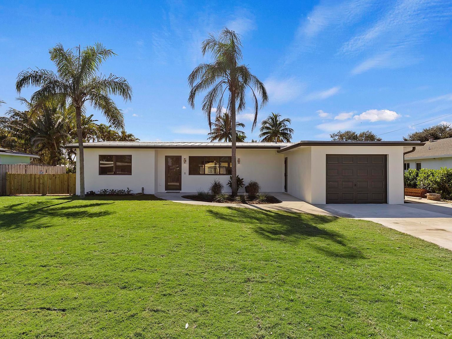 1510 Carandis Cir Lake Clarke Shores, FL 33406 - Thumbnail 3