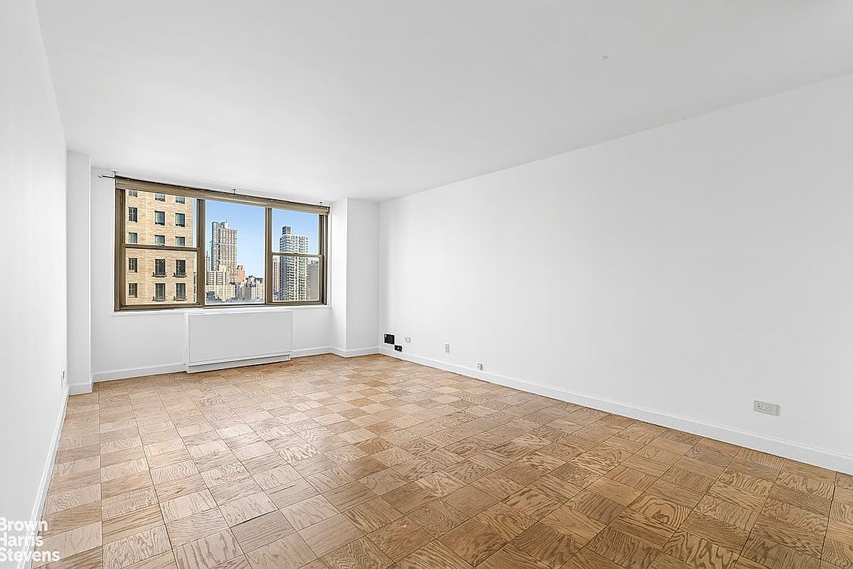 301 E 79th St APT 18C New York, NY 10075 - Thumbnail 3