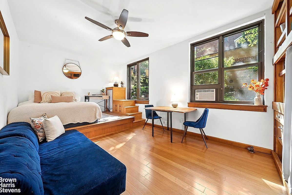 22 Irving Pl APT 1A New York, NY 10003 - Thumbnail 3