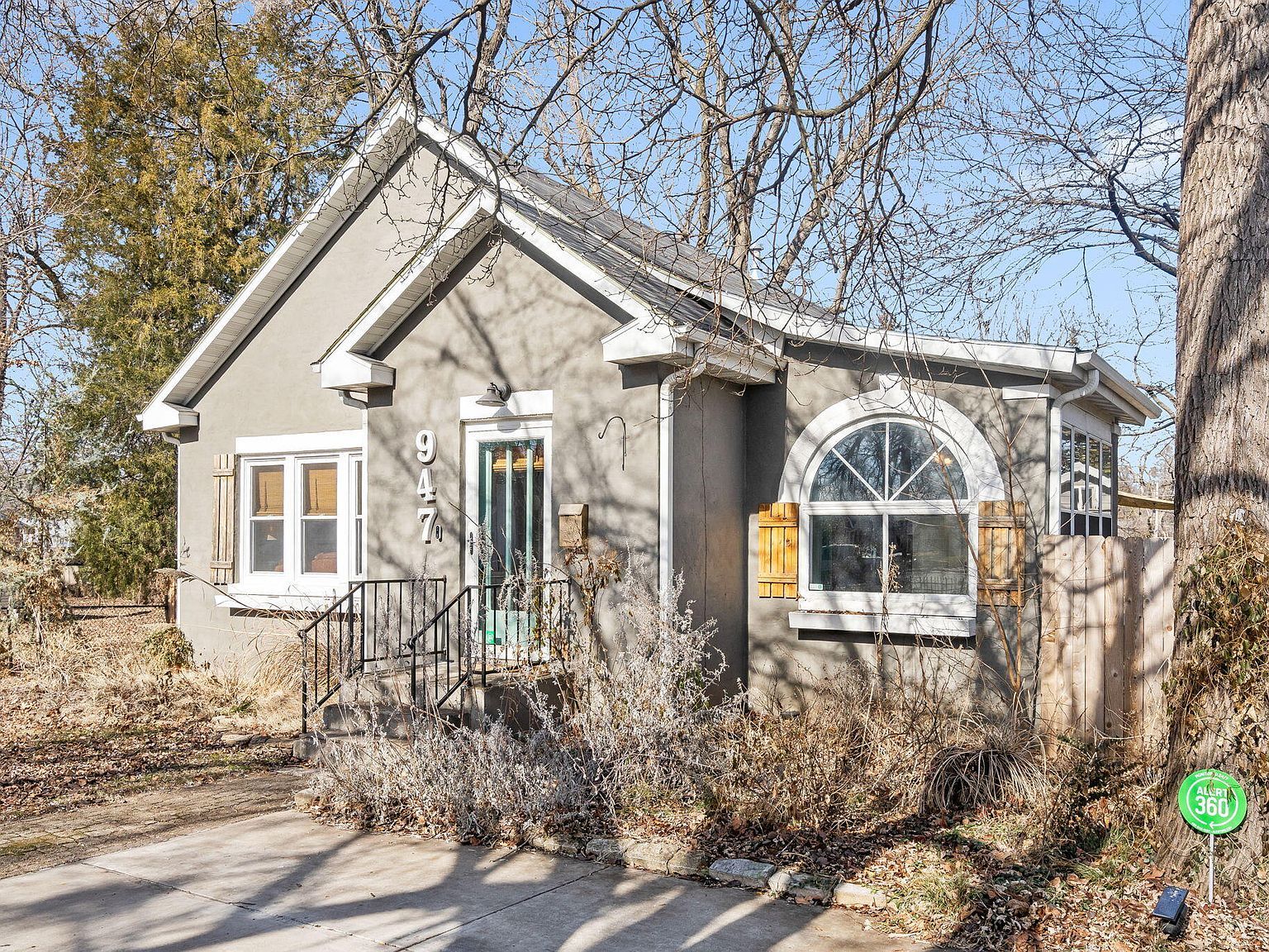 947 E Sunshine St Springfield, MO 65807 - Thumbnail 3