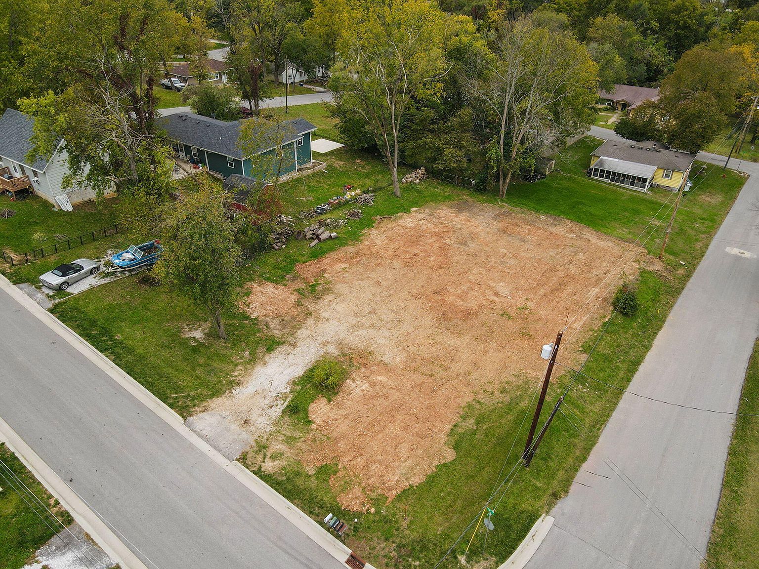 804 & 806 E Elm St Ozark, MO 65721 - Thumbnail 3