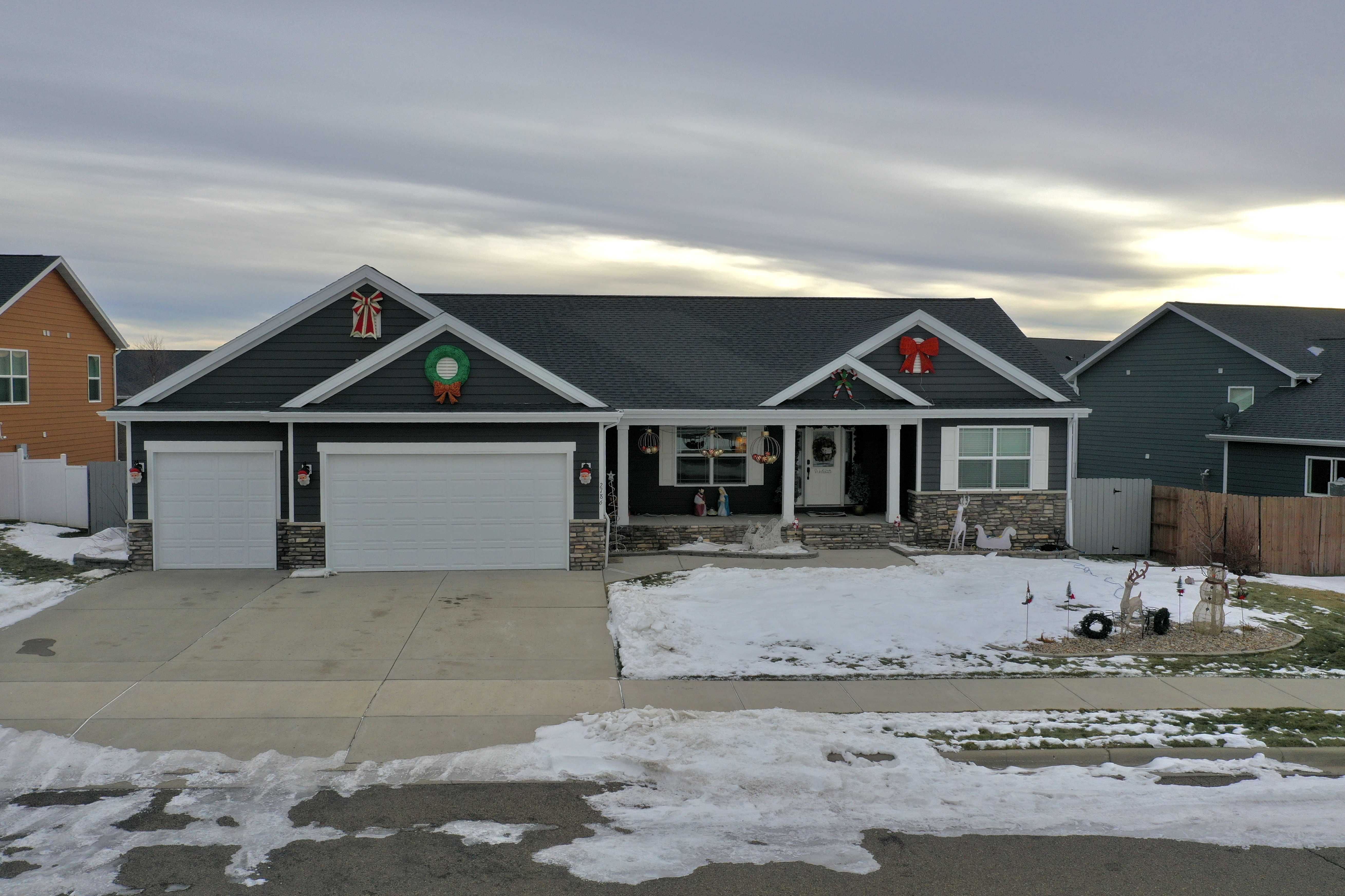 2786 Country Oak Drive, Dickinson, ND, USA, 58601 - Thumbnail 3