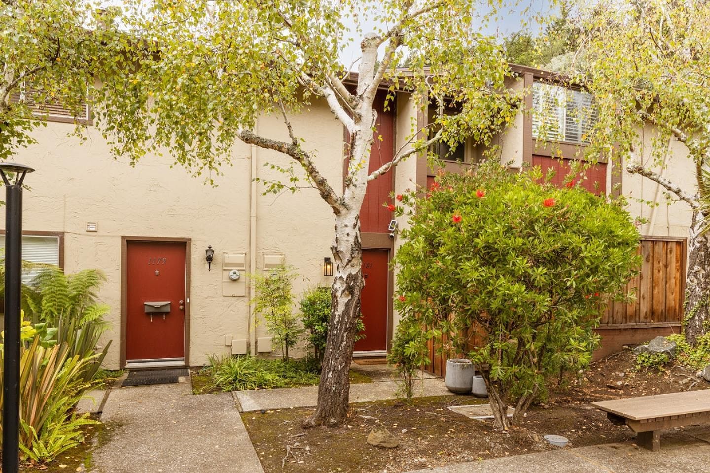 1181 Oddstad Blvd Pacifica, CA 94044 - Thumbnail 3