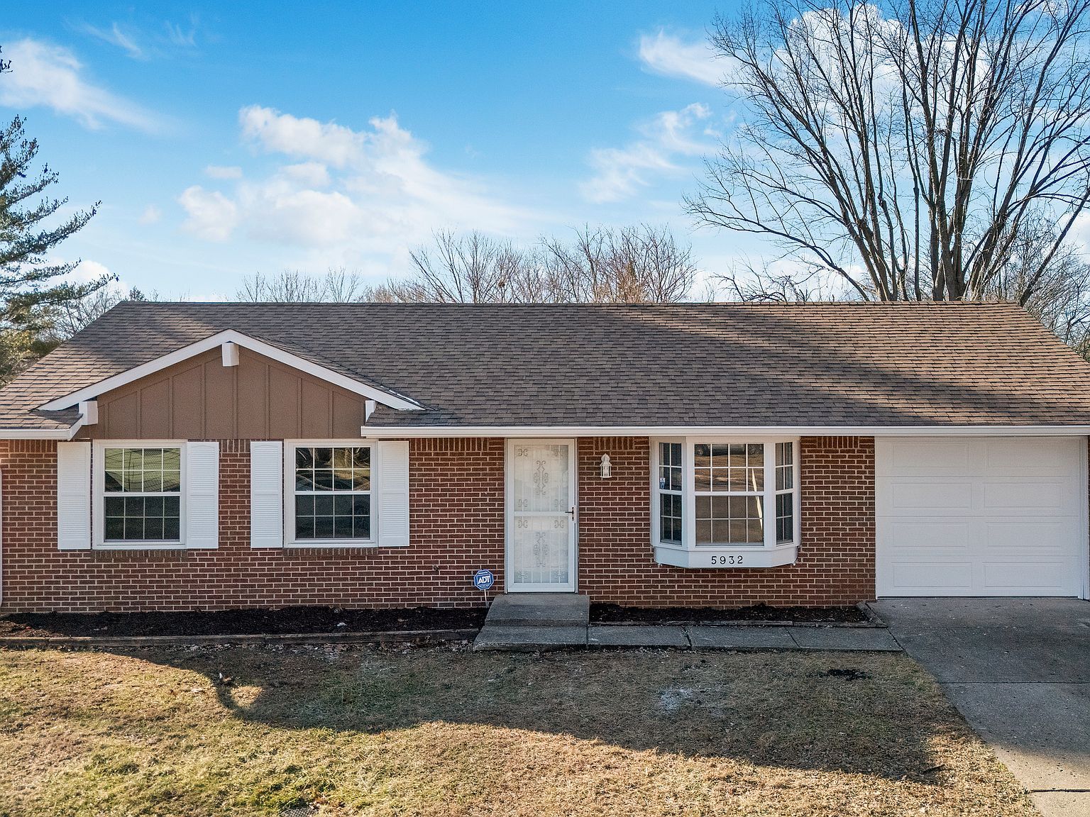 5932 Dabny Ct Indianapolis, IN 46254 - Thumbnail 3