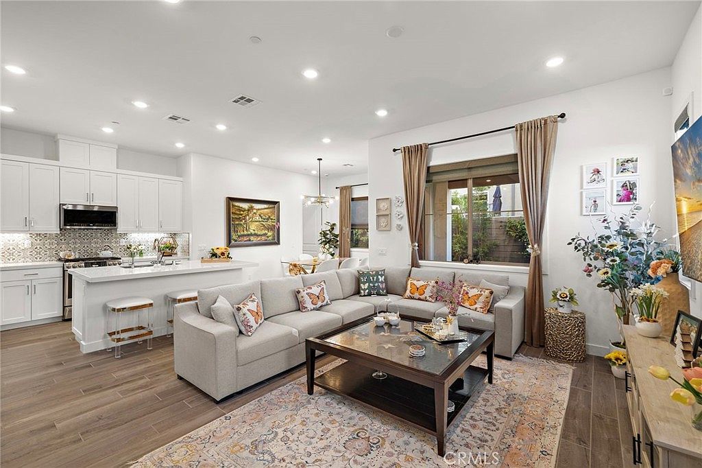 756 Sunrise Rd Ladera Ranch, CA 92694 - Thumbnail 3