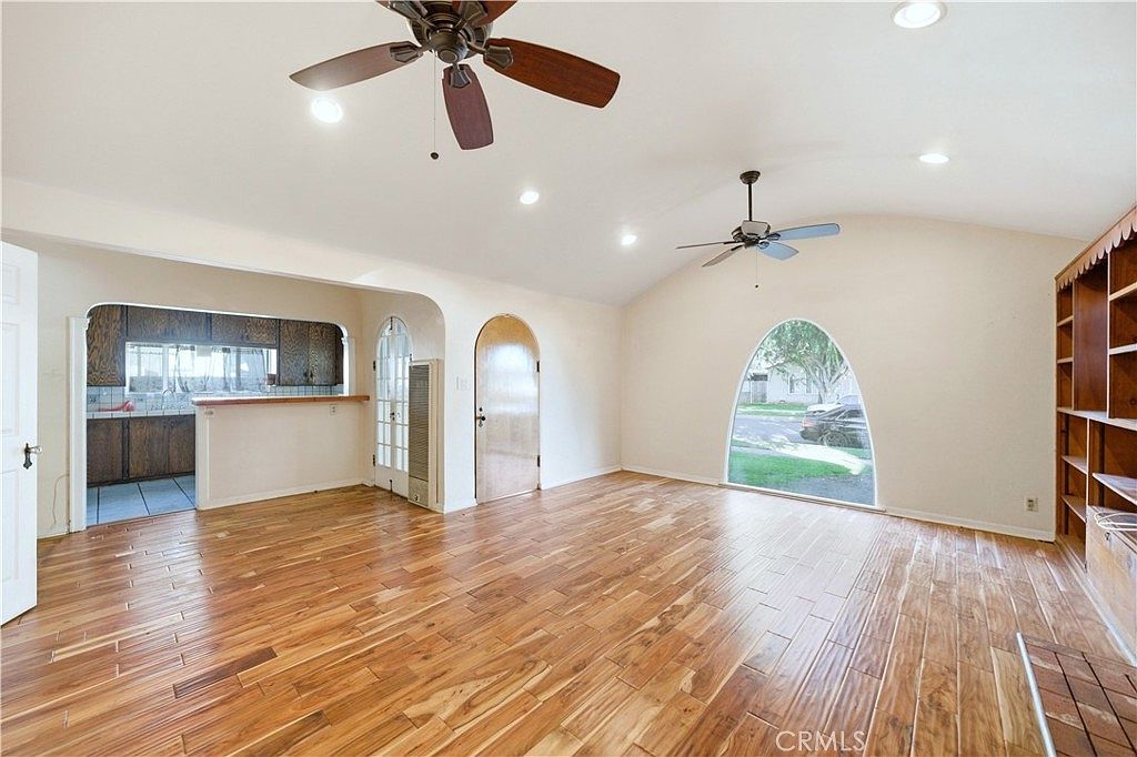 15109 Alburtis Ave Norwalk, CA 90650 - Thumbnail 3