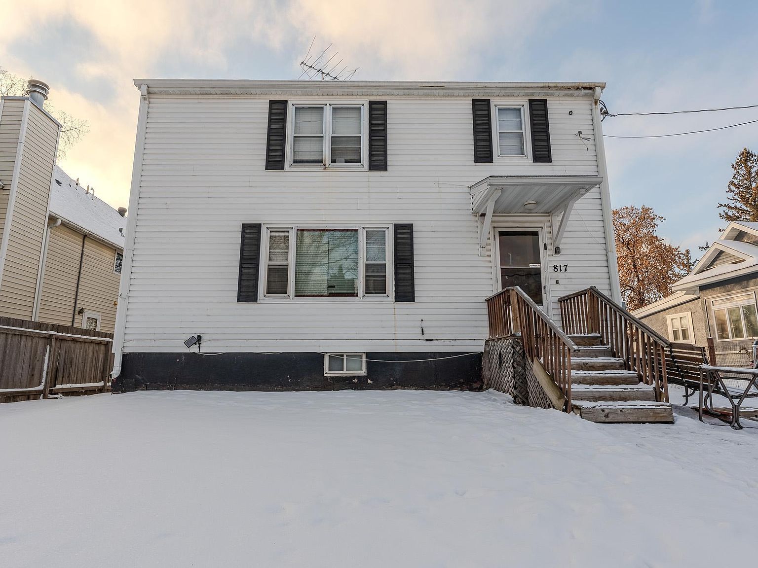 817 9th St S Fargo, ND 58103 - Thumbnail 3