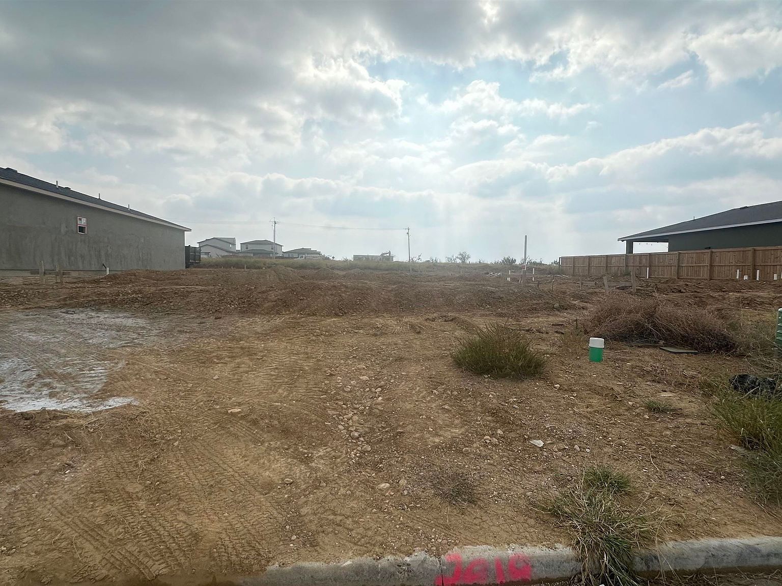 3919 Yoyis St Laredo, TX 78046 - Thumbnail 3