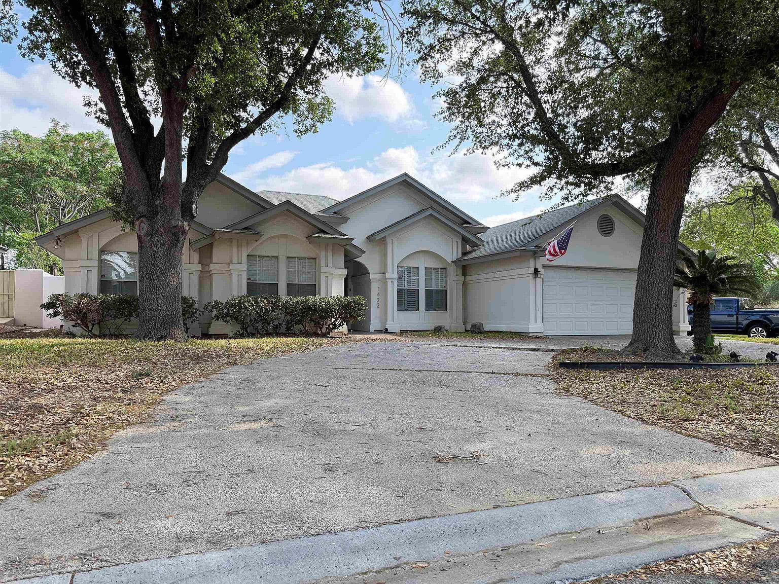 1422 Palmer Dr Laredo, TX 78045 - Thumbnail 3