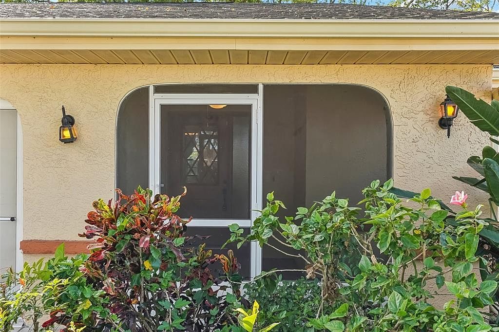 1508 Ingram Dr #20 Sun City Center, FL 33573 - Thumbnail 3