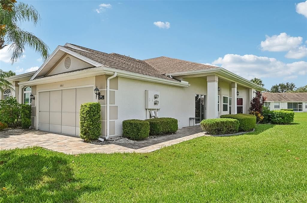 1011 Otter Mill Way Sun City Center, FL 33573 - Thumbnail 3