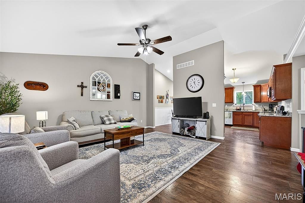 31638 N Stringtown Rd Foristell, MO 63348 - Thumbnail 3