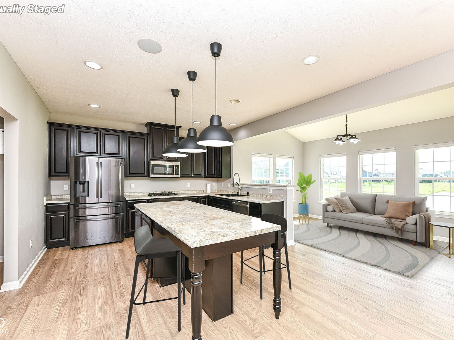 15063 Mancroft Dr Fishers, IN 46037 - Thumbnail 3