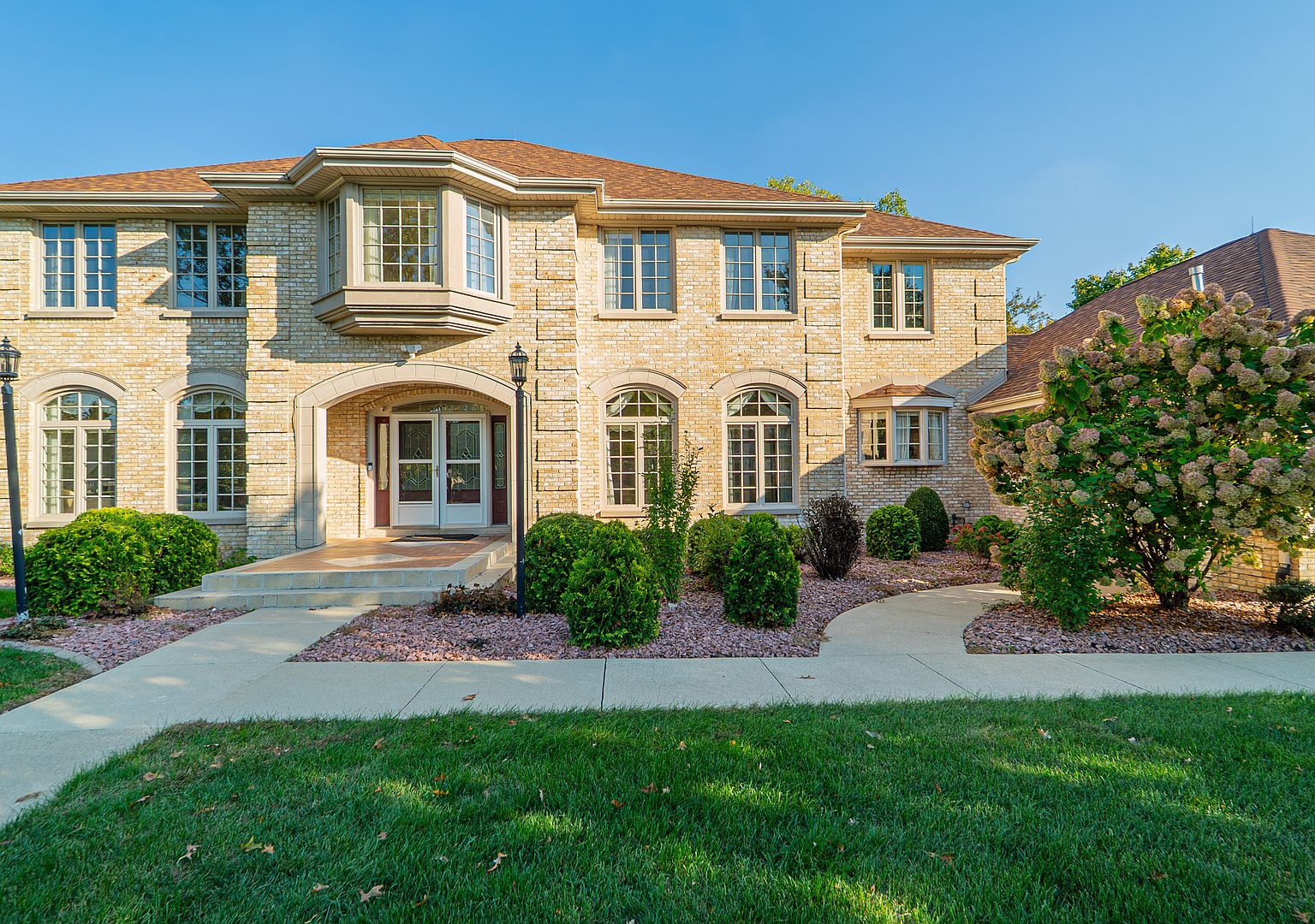 310 Barrington Dr Bourbonnais, IL 60914 - Thumbnail 3