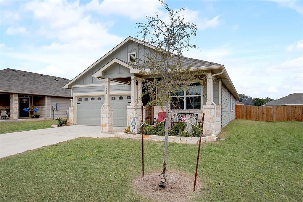 235 Bunting Ln Bertram, TX 78605 - Thumbnail 3