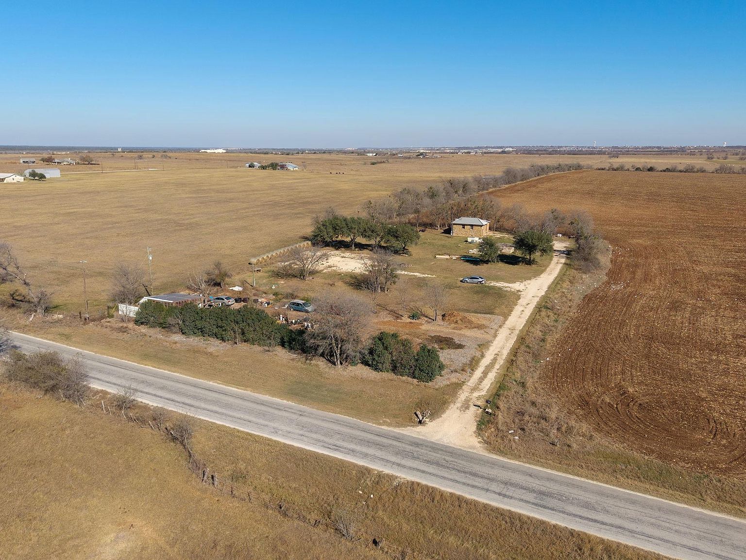 5100 County Road 234 Jarrell, TX 76537 - Thumbnail 3