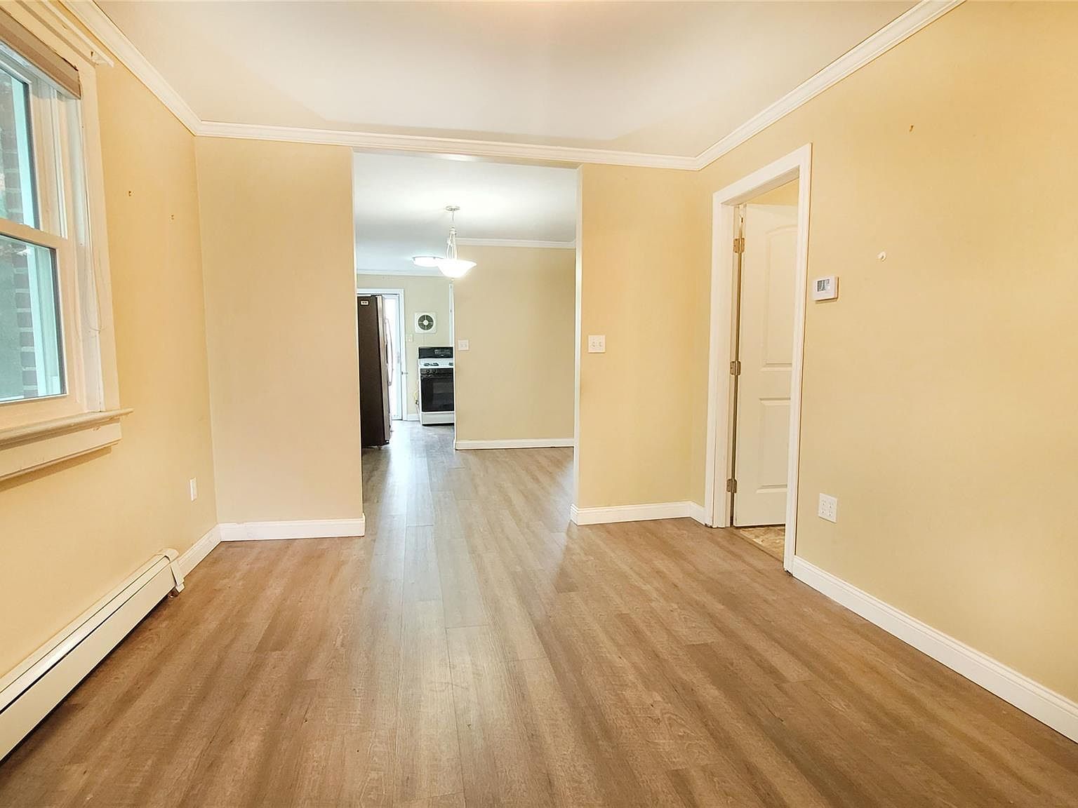 469 River St Oceanside, NY 11572 - Thumbnail 3