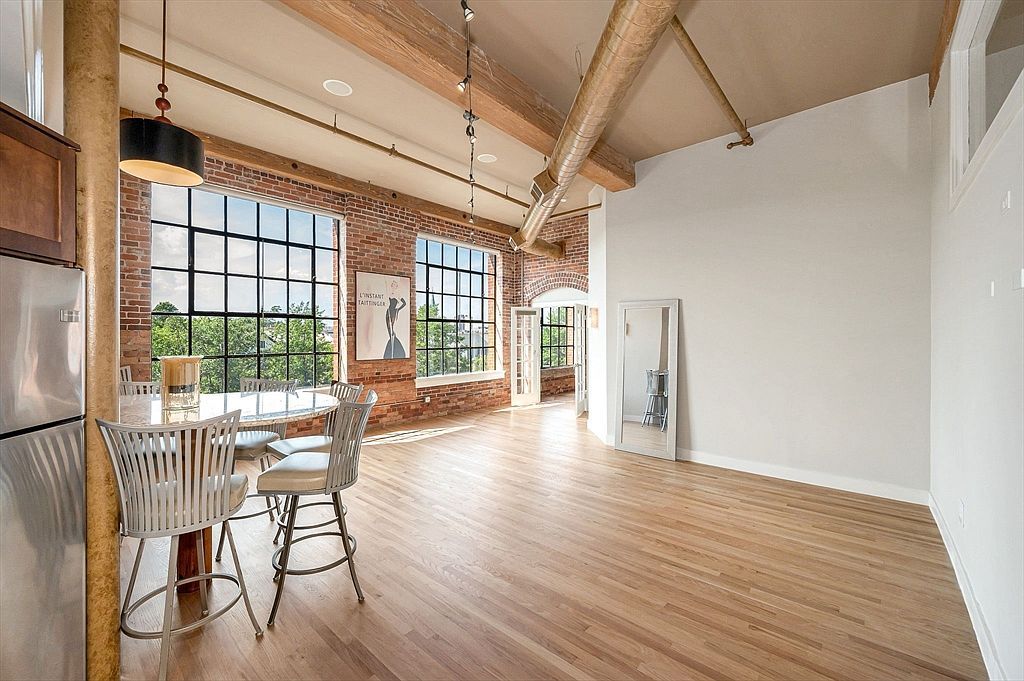 491 Dutton St UNIT 409 Lowell, MA 01854 - Thumbnail 3