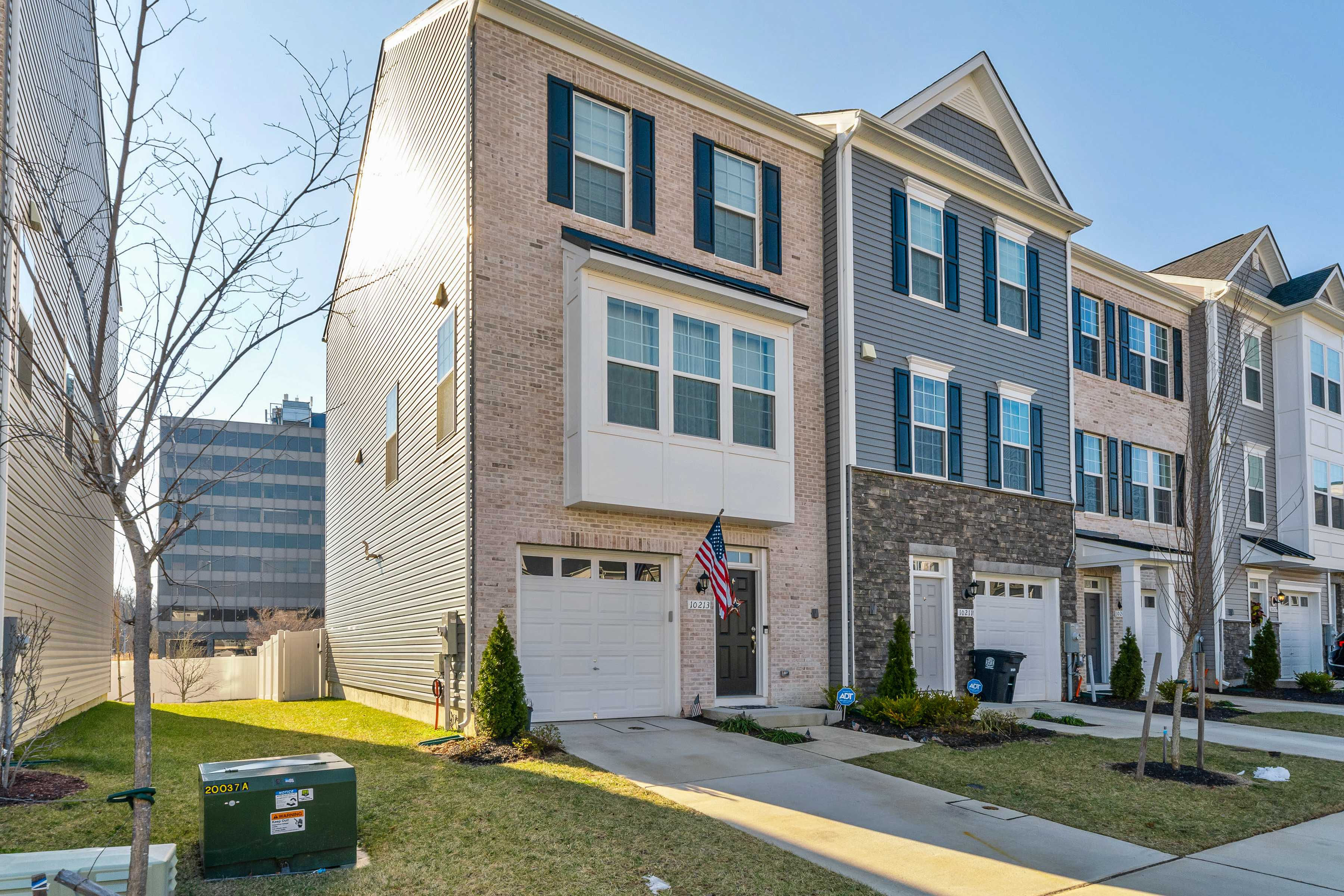 10213 Windsor Oaks Way - Thumbnail 3