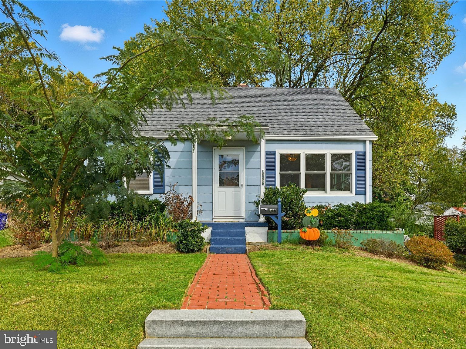 2707 Lindell St Silver Spring, MD 20902 - Thumbnail 3