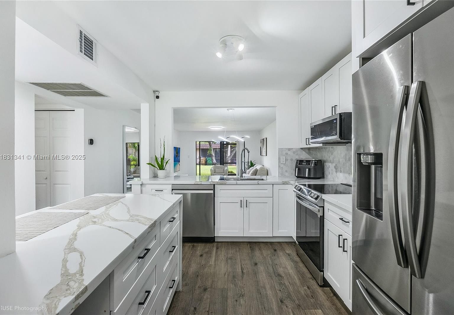 37 Seville Cir #1-50 Davie, FL 33324 - Thumbnail 3