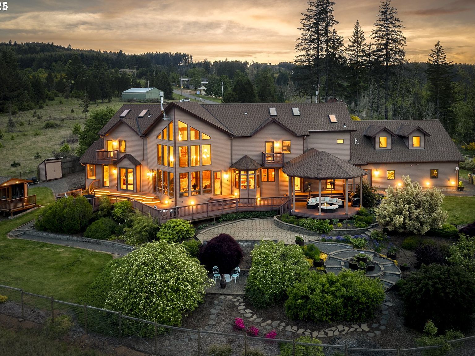 21250 SW Jaquith Rd Newberg, OR 97132 - Thumbnail 3