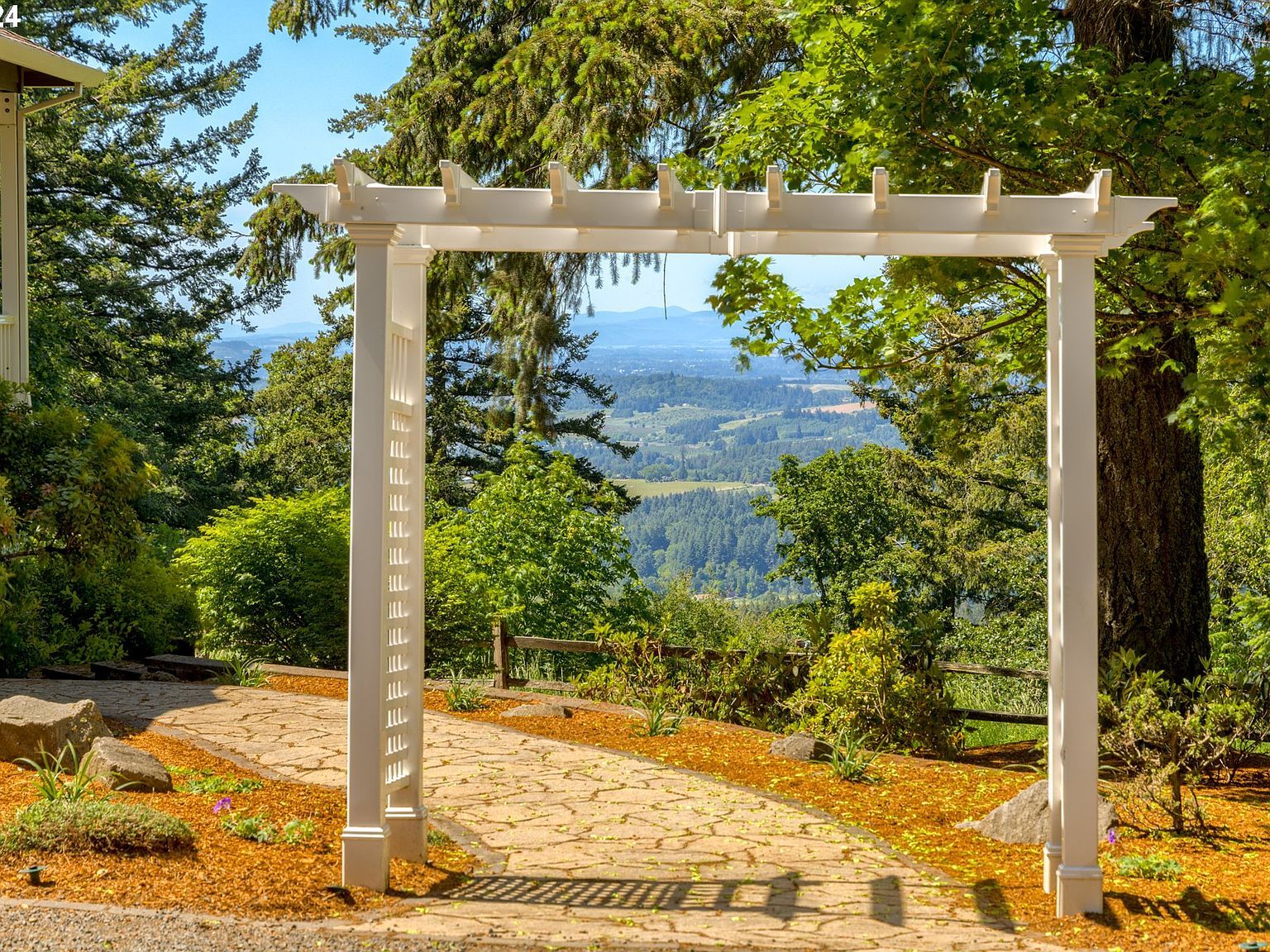 19100 NE Finnigan Hill Rd Newberg, OR 97132 - Thumbnail 3