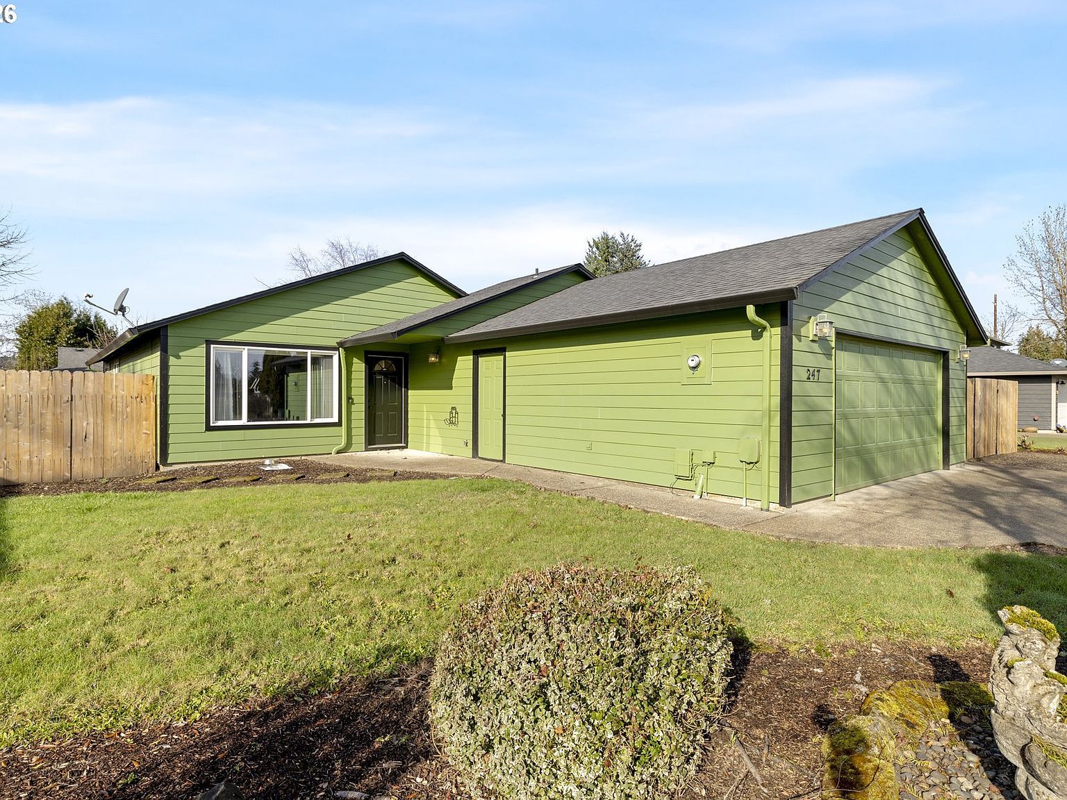 247 SW Manzanita St McMinnville, OR 97128 - Thumbnail 3