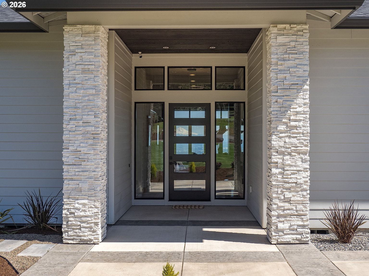 24856 NE Bald Peak Rd Hillsboro, OR 97123 - Thumbnail 3