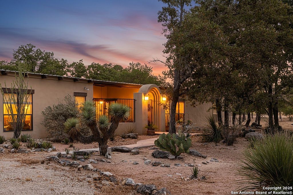 1158 Orchard Park Blvd Medina, TX 78055 - Thumbnail 3