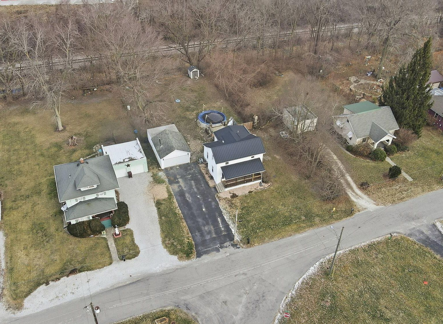 2072 Arcadia Ave Lima, OH 45805 - Thumbnail 3