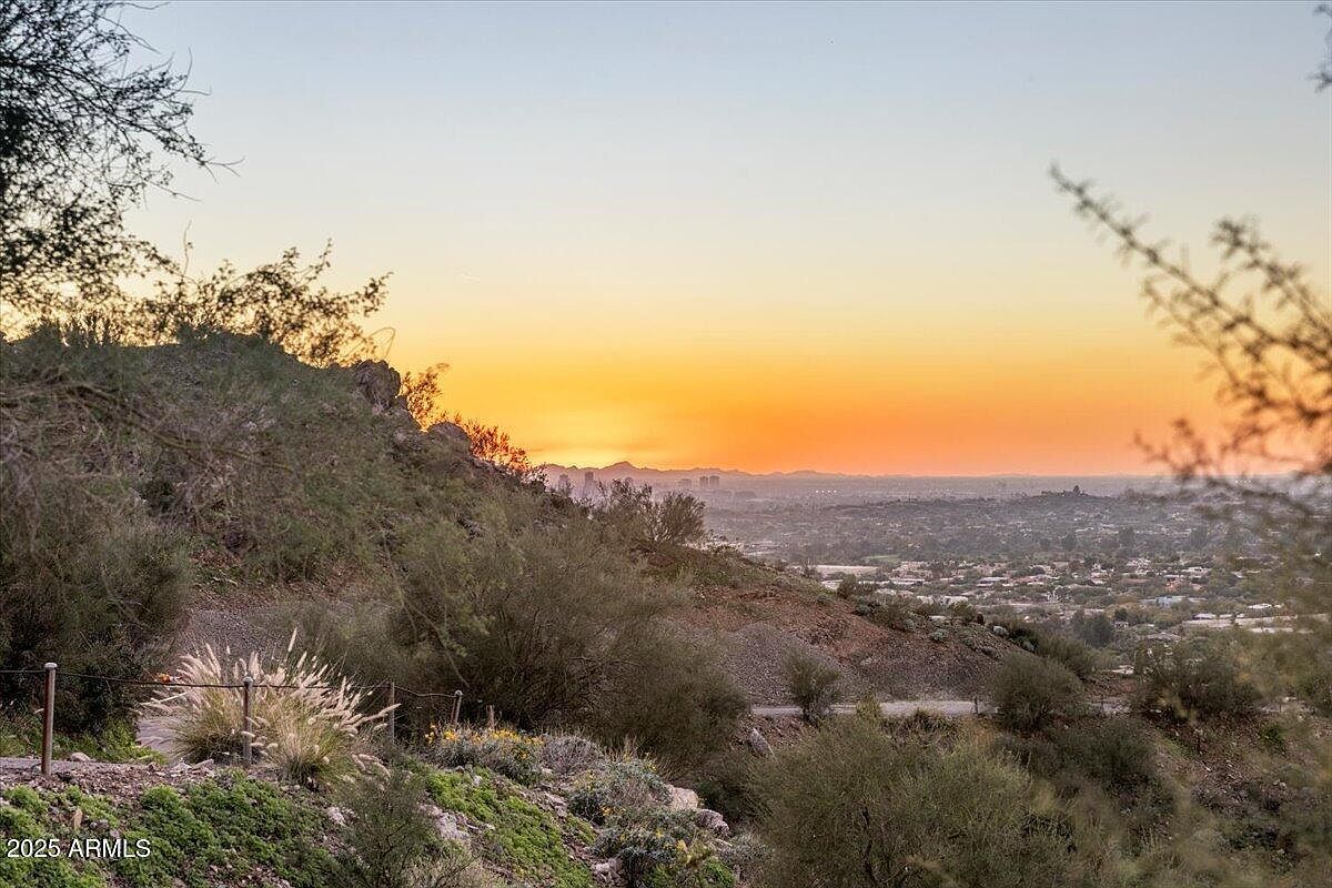 7080 N Invergordon Rd Paradise Valley, AZ 85253 - Thumbnail 3