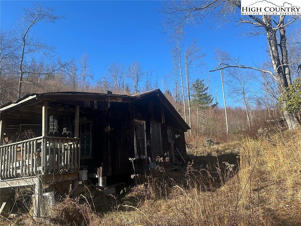 7889 Old Highway 16 Crumpler, NC 28617 - Thumbnail 3