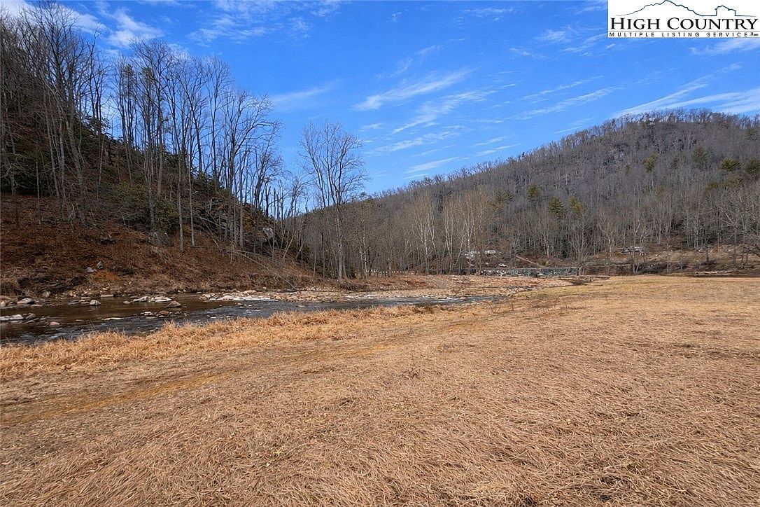 13 Water Sound Dr Elk Park, NC 28622 - Thumbnail 3