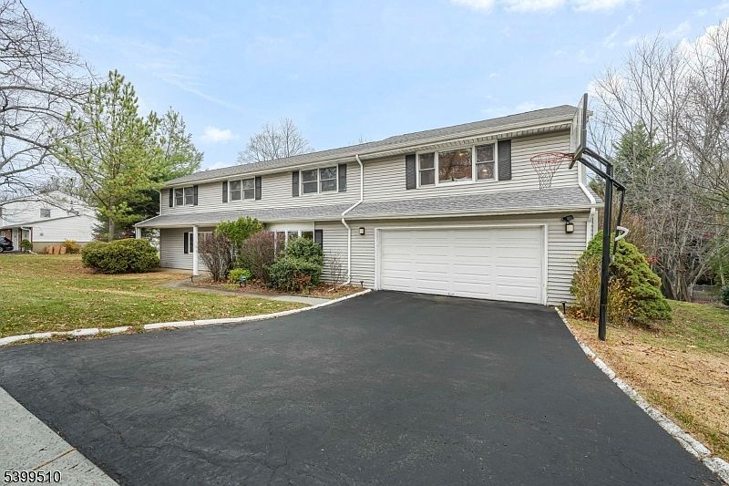 12 Clinton Ln Wayne, NJ 07470 - Thumbnail 3