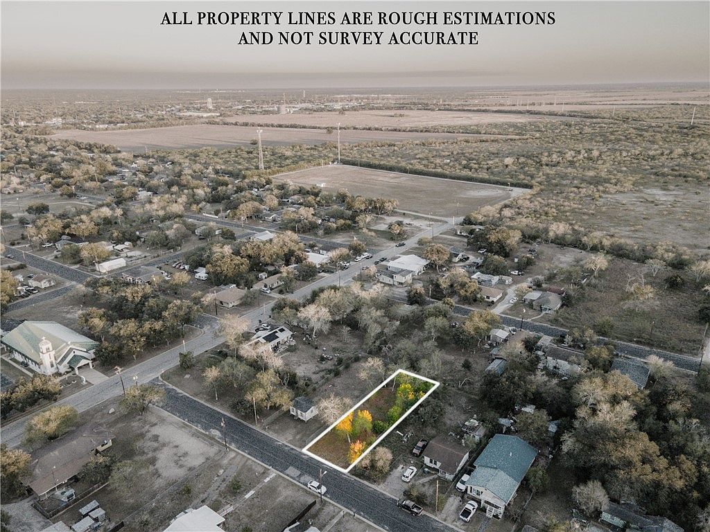 1405 W Springer St Beeville, TX 78102 - Thumbnail 3