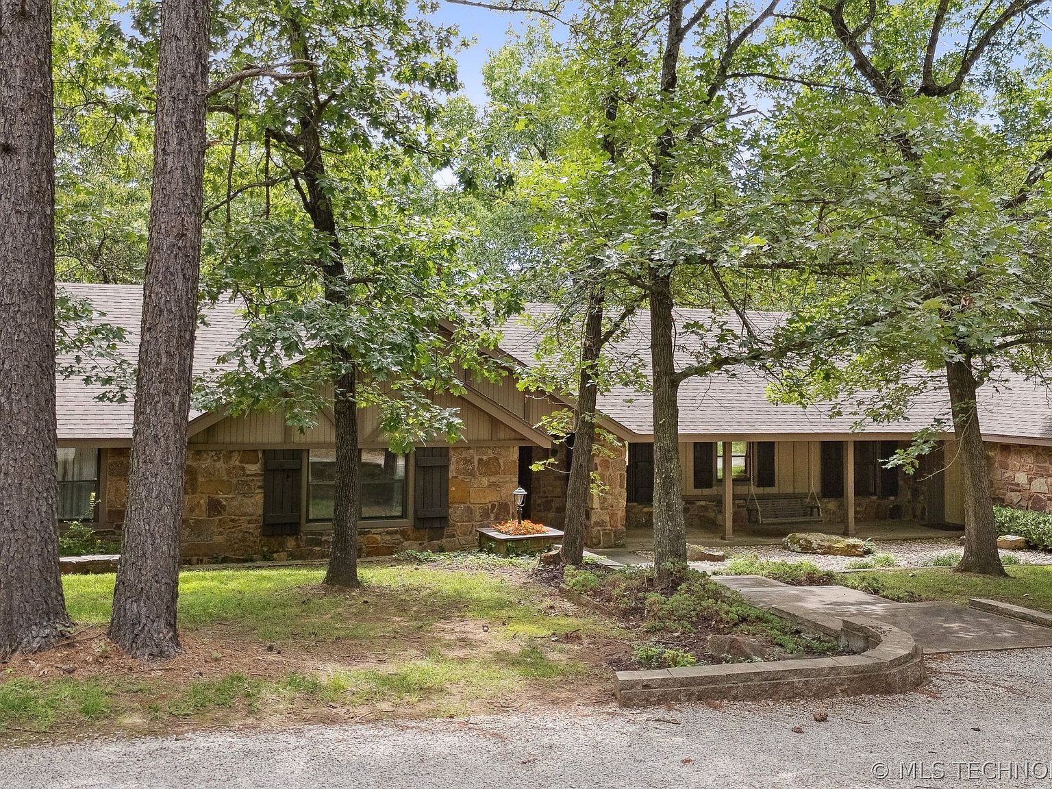 17131 S Creekwood Trl Claremore, OK 74017 - Thumbnail 3