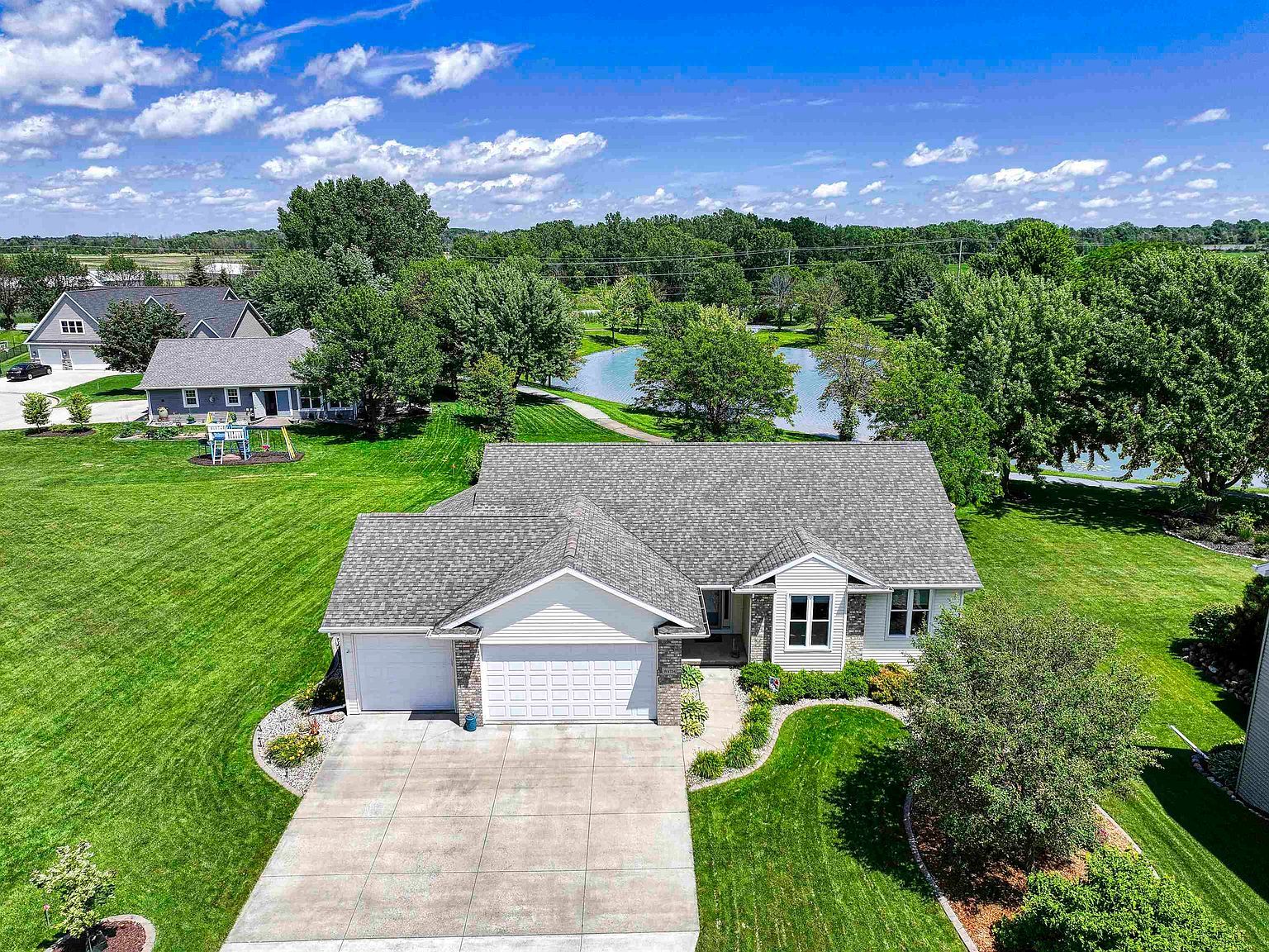 W4754 Nature Ln Sherwood, WI 54169 - Thumbnail 3