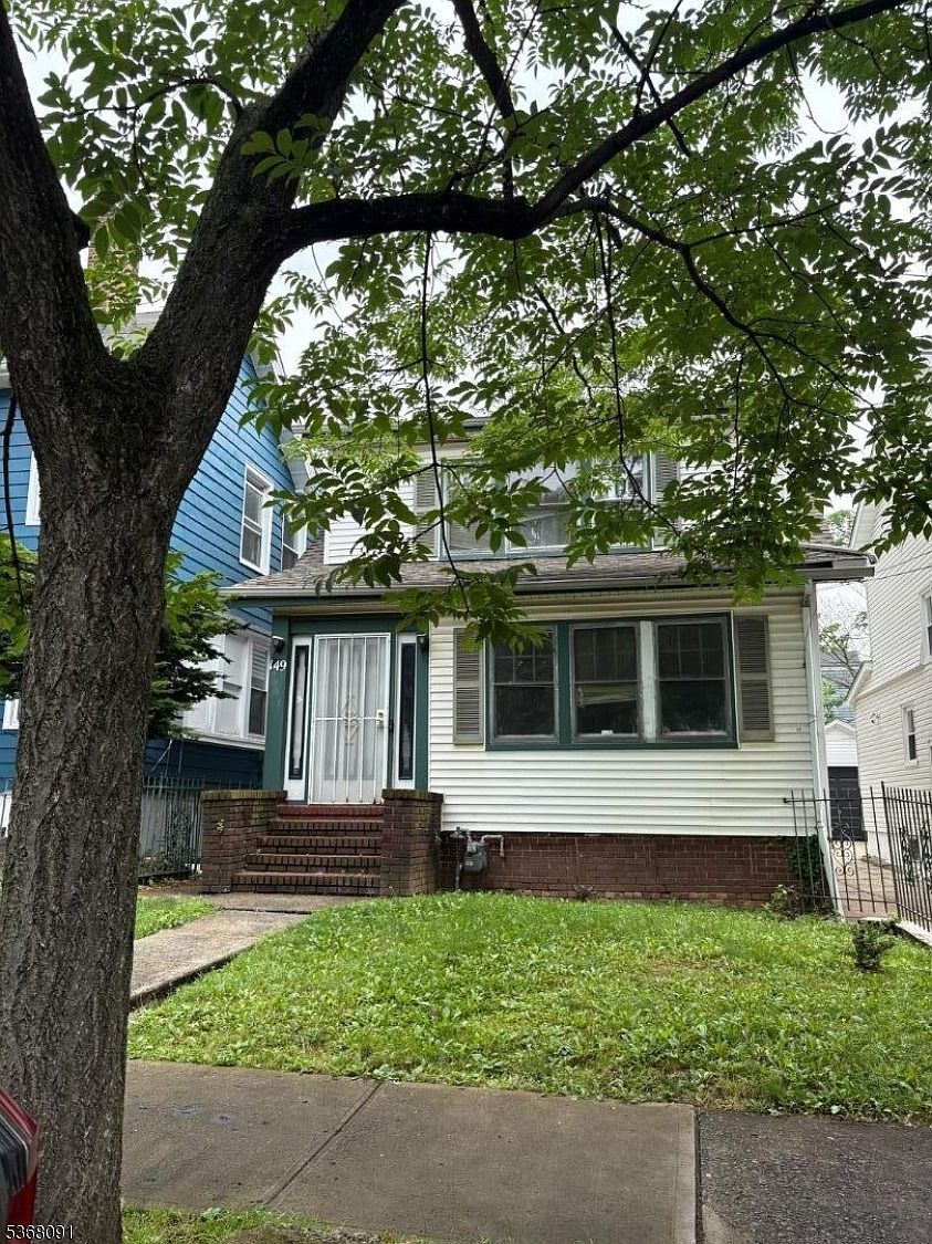 149 Pomona Ave Newark, NJ 07112 | Single Family