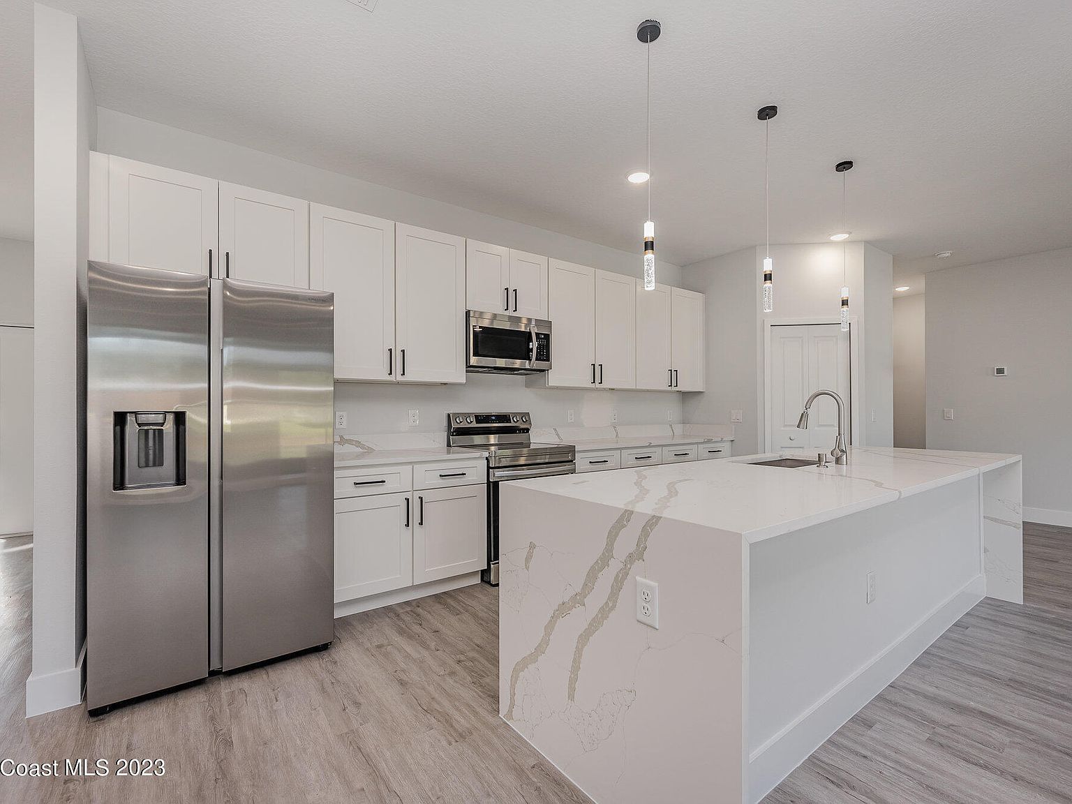 1271 Hathaway Rd SW Palm Bay, FL 32908 - Thumbnail 3