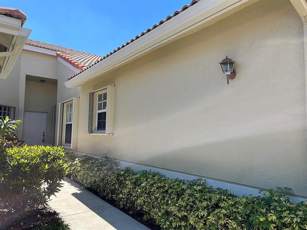 6070 Heliconia Rd Delray Beach, FL 33484 - Thumbnail 3