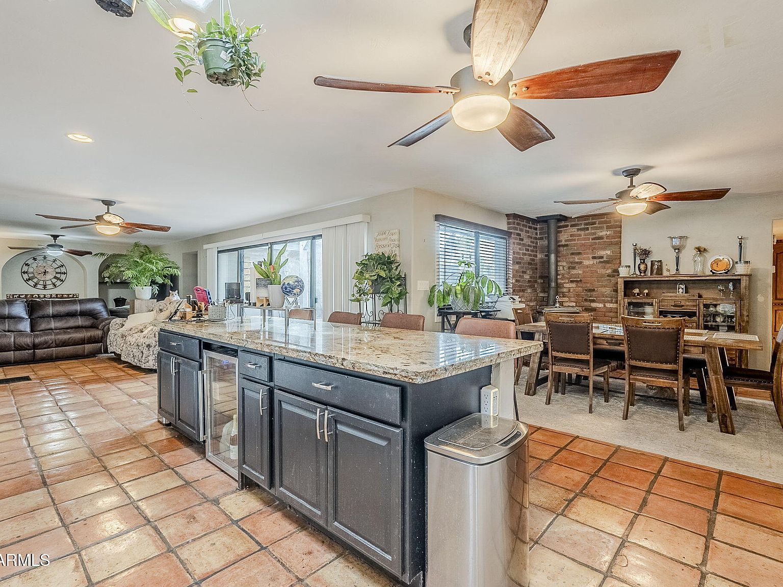 5301 E Mitchell Dr Phoenix, AZ 85018 - Thumbnail 3