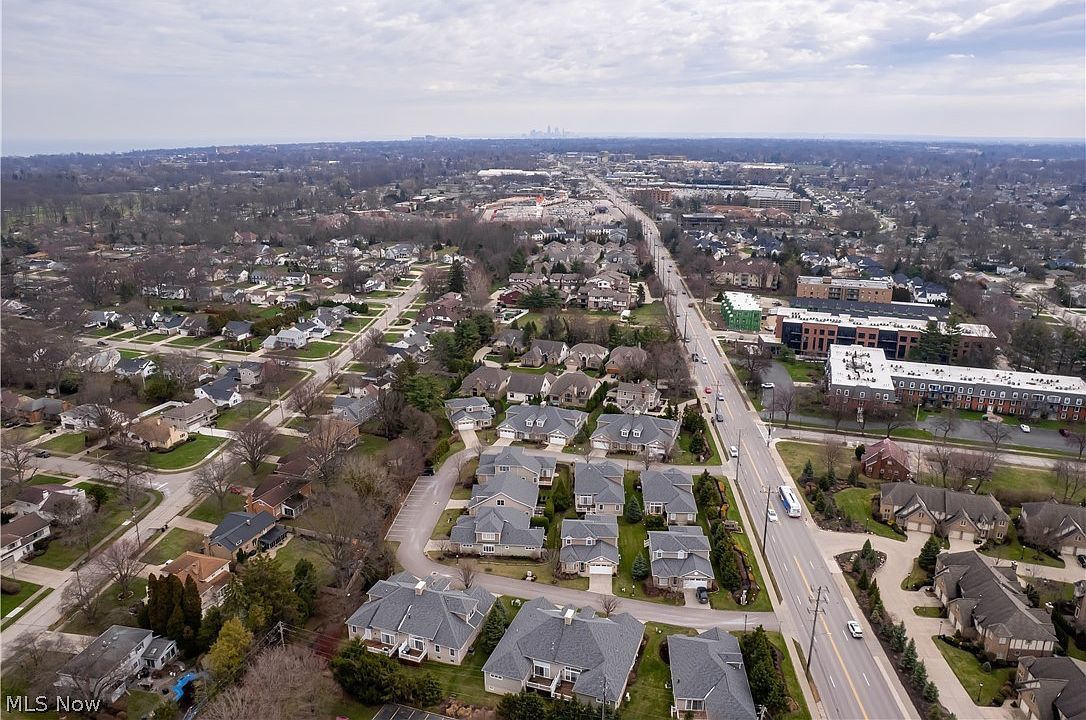 20 Somerset Dr Rocky River, OH 44116 - Thumbnail 3